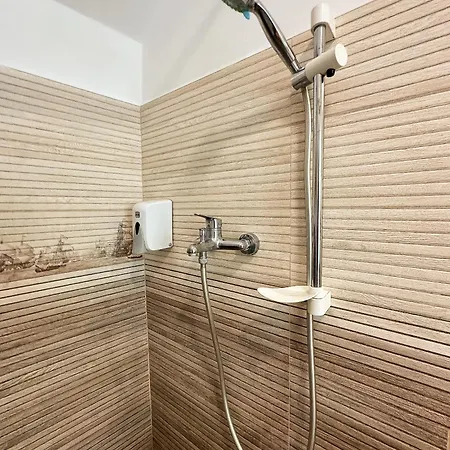 Atrium Free Parking Apartment *