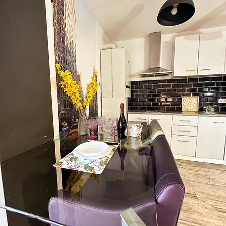 Atrium Free Parking Apartment *